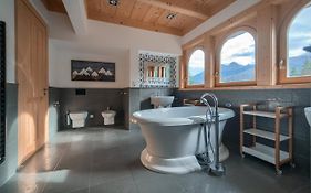 Rich Witch Villa&Spa